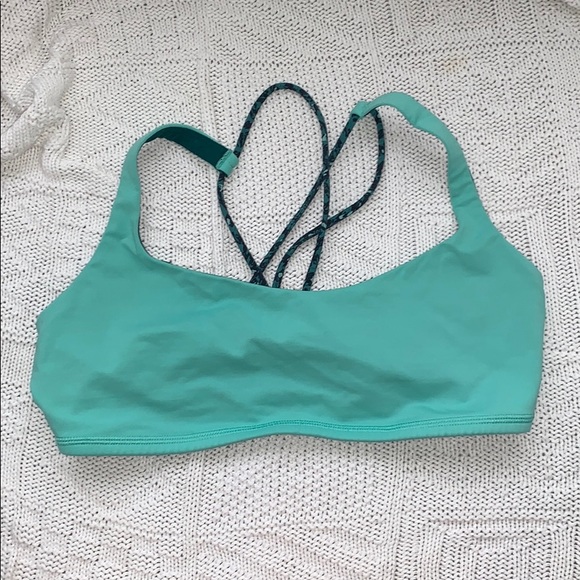 Lululemon Free to Be Sports Bra - Picture 4 of 6